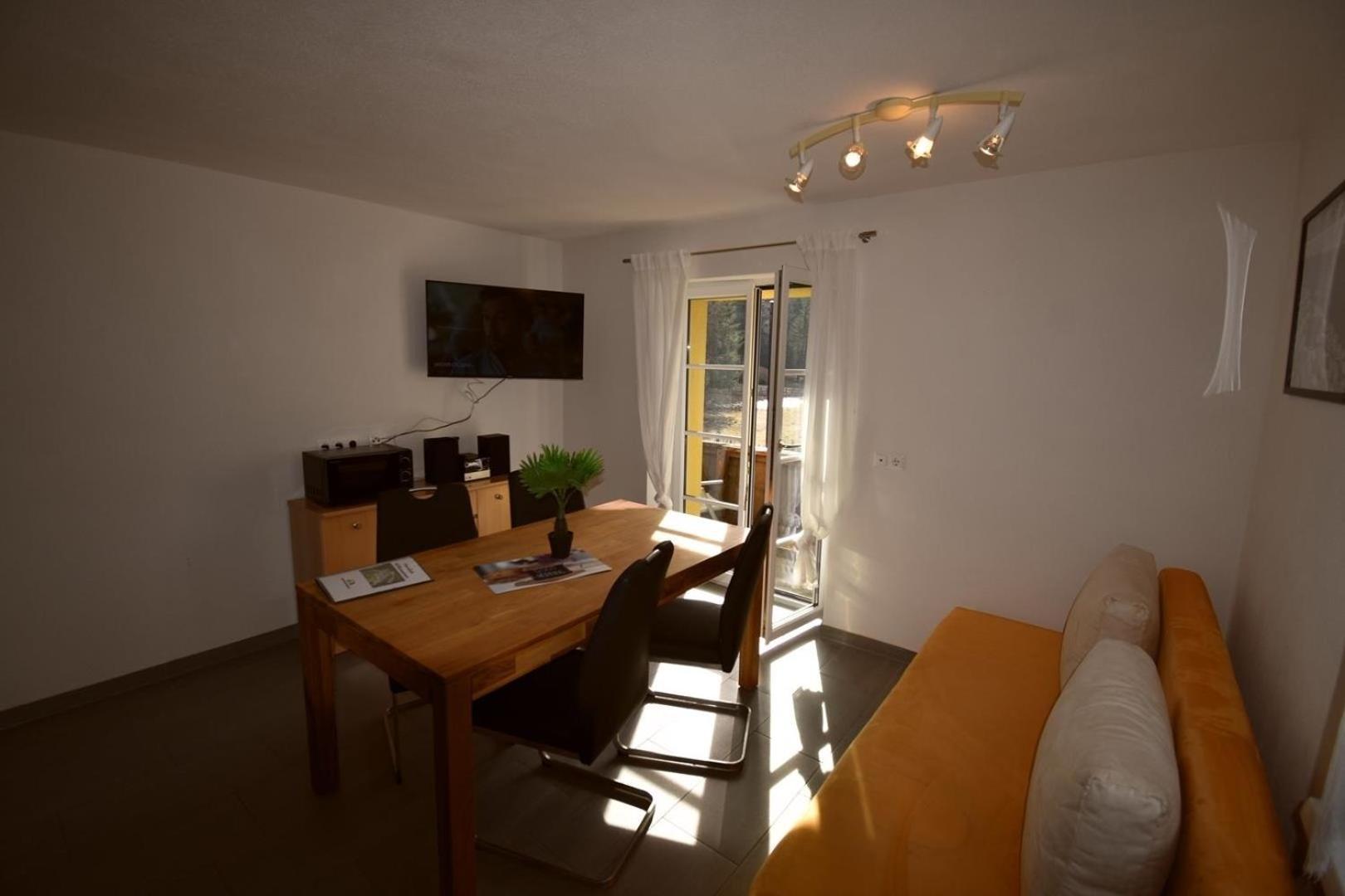 Ferienwohung Husky Apartment Hintertux Ngoại thất bức ảnh
